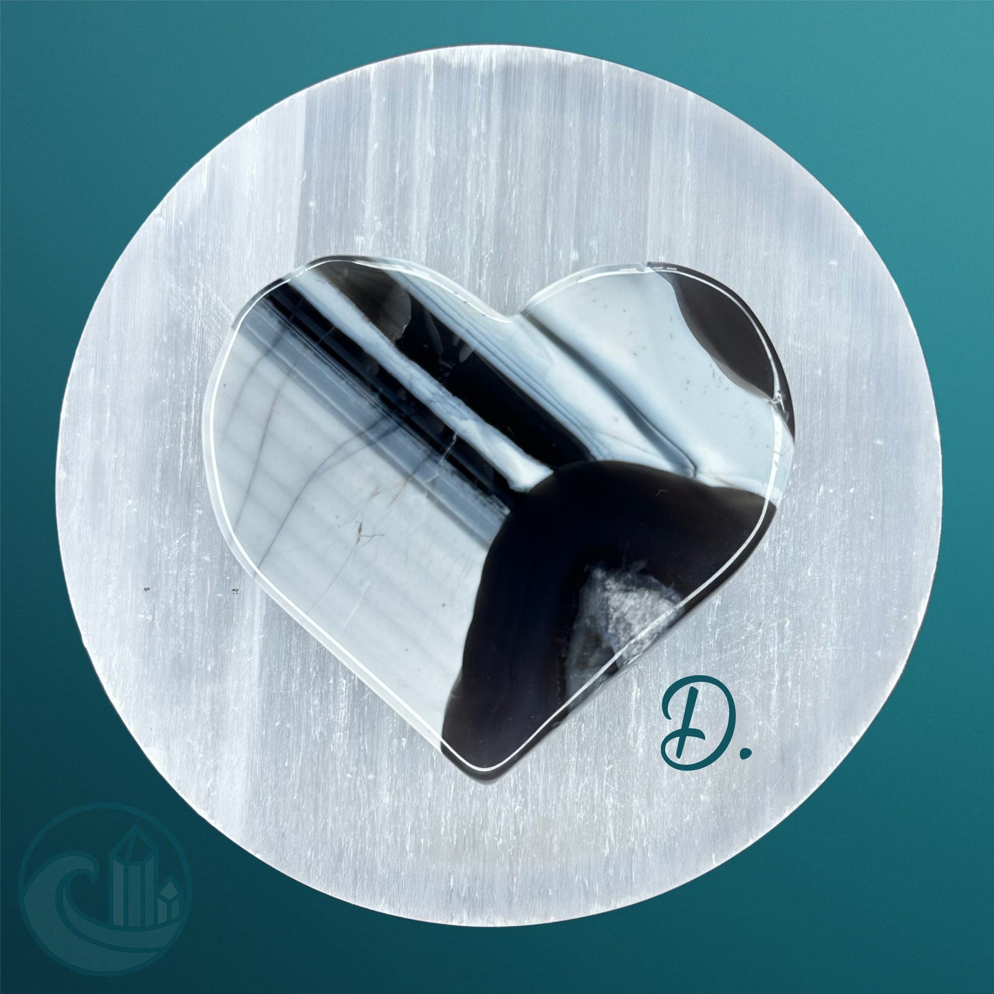 Black Flower Agate Heart