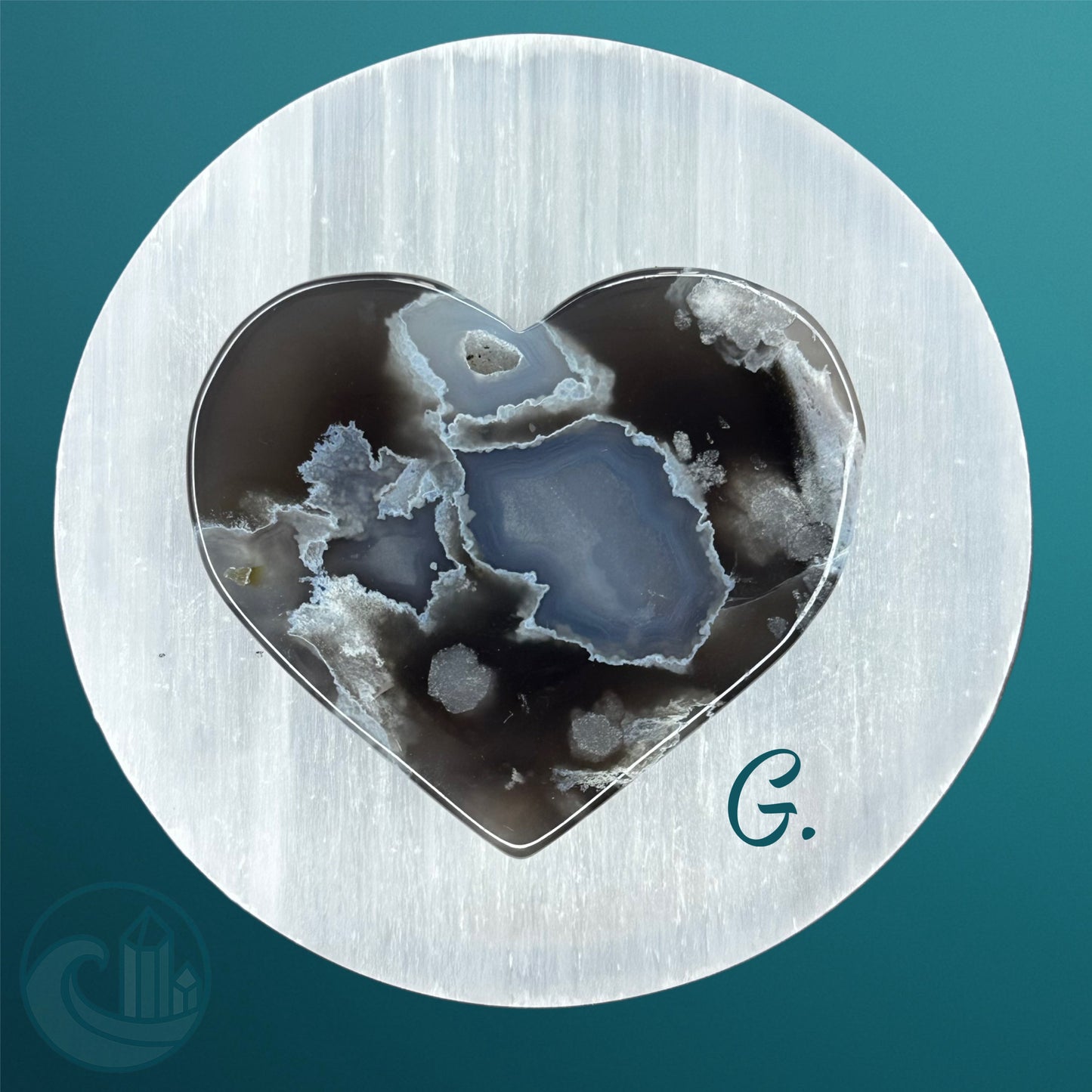 Black Flower Agate Heart